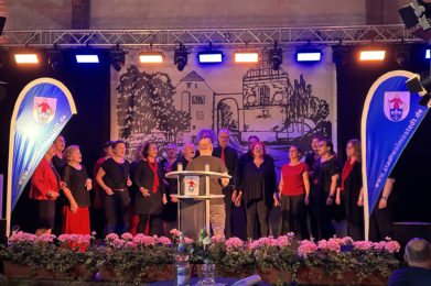 Gospelchor auf der Bühne