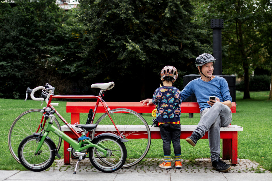 Mann mit Kind _ STADTRADELN, Foto: Klima-Bündnis Services