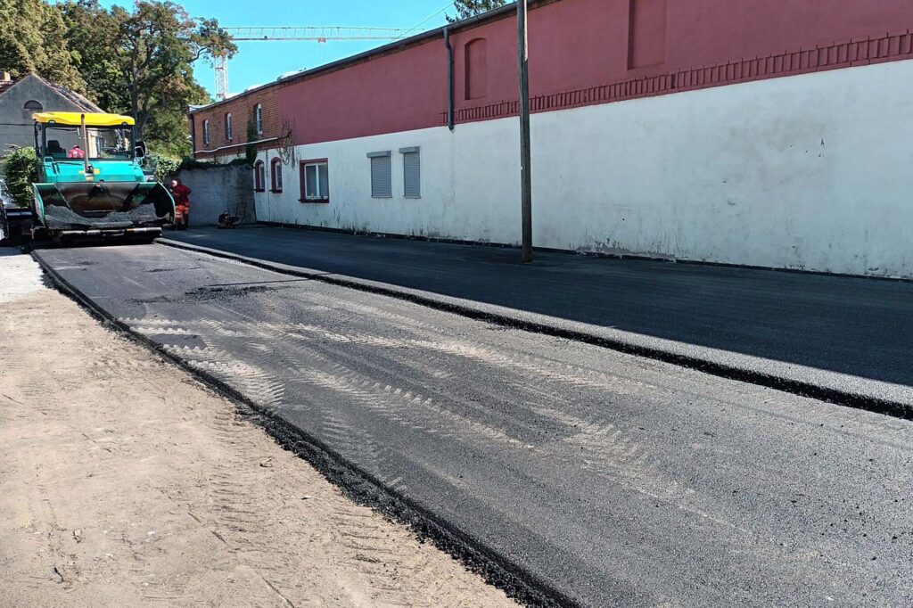 Asphalt layer