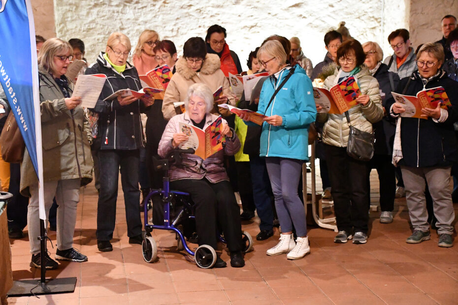 Almost 200 people came to the community singing in the museum barn.