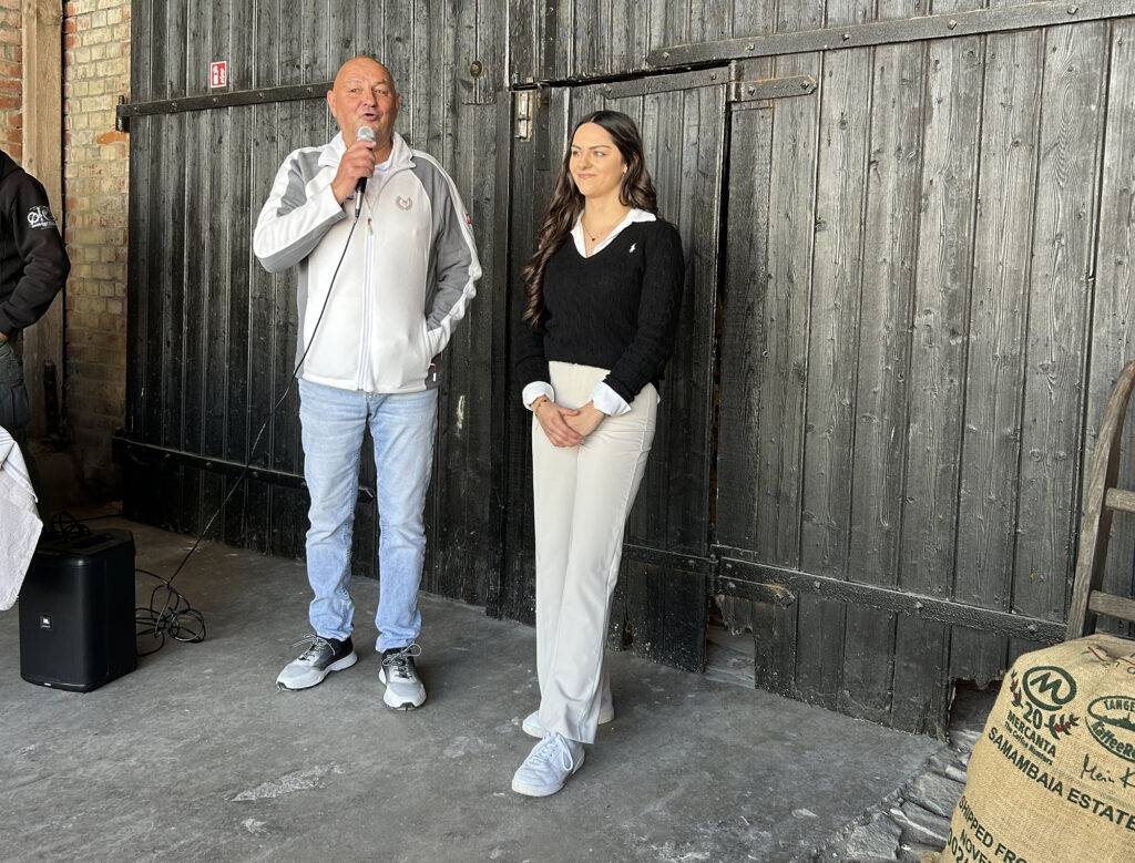 Michelle Kudernatsch arbeitet bereits in der Firma ihres Vaters Holger mit.