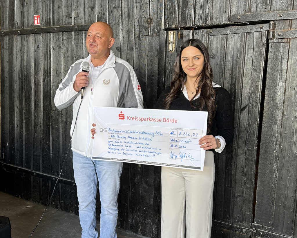 Zum Firmenjubiläum hat Holger Kudernatsch eine großzügige Spende getätigt.